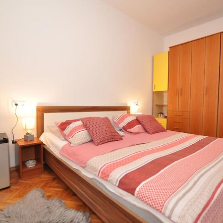 Central Apartment Marco Polo Split Buitenkant foto
