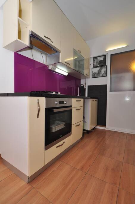 Central Apartment Marco Polo Split Buitenkant foto