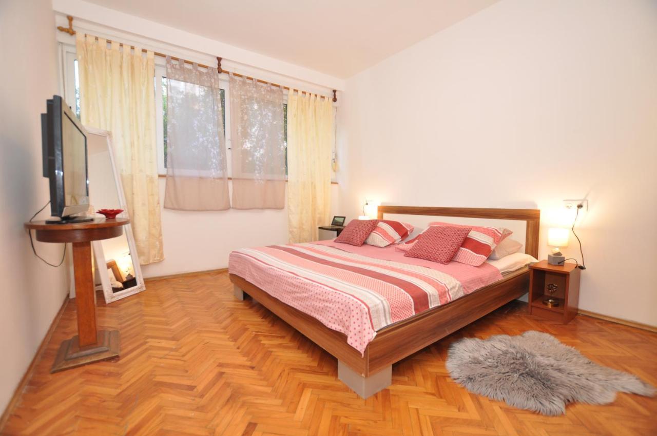 Central Apartment Marco Polo Split Buitenkant foto